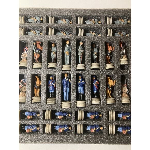 The Chessmen American Civil War Chess Piece Set - HPL016 - War Generals - 3.25" - Picture 3 of 4